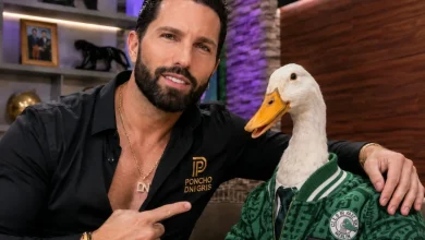 Poncho de Nigris ofrece 600 mil pesos por el Pato Merlín y desata polémica