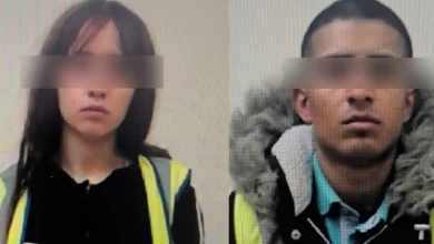 Una de las víctimas se encontraba embarazada; los cuerpos fueron localizados enterrados en el patio de una vivienda en enero de 2023.