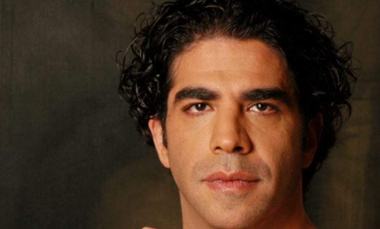 Retrato de Jorge Kahwagi Macari, empresario, abogado, exboxeador y exdiputado federal mexicano
