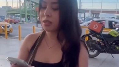 Hombre entrega un iPhone encontrado a su propietaria durante un encuentro grabado en Saltillo